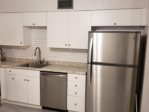 2nd image of 803 W Ray Rd APT A