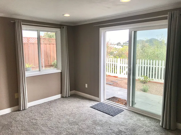 730 Myra Way — Photo 27