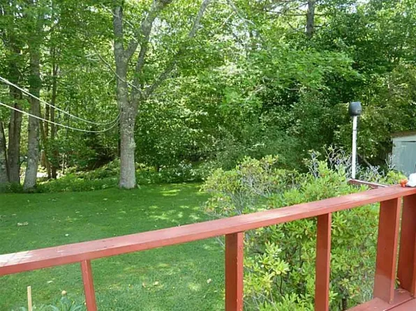43 Poore Rd, East Boothbay, ME 04544