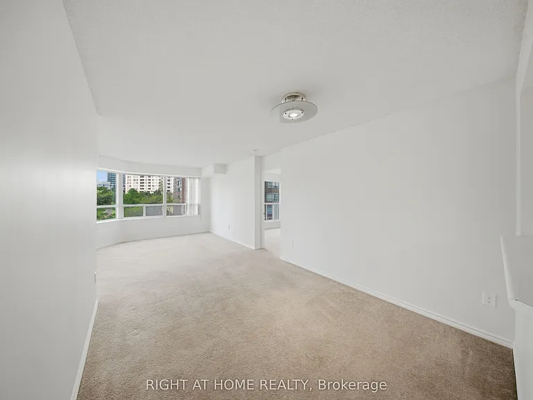 335 Webb Dr #506 — Photo 6