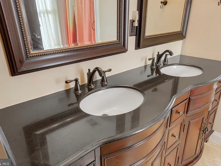 7808 Harbor Rd — Photo 21