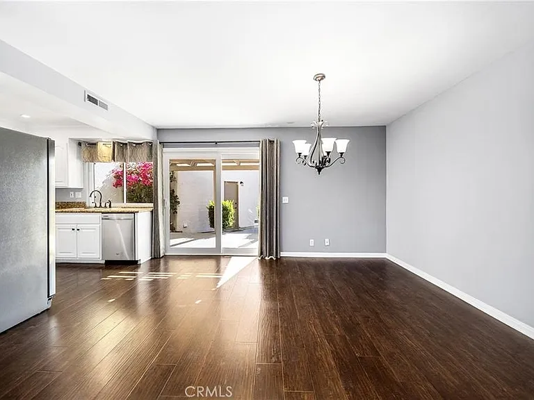 2932 N Cottonwood St #9 — Photo 5