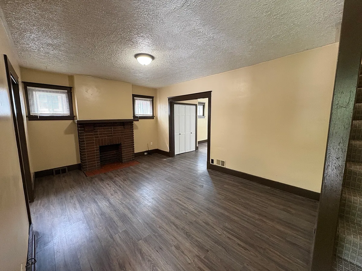 Living Room - 311 Monroeville Ave