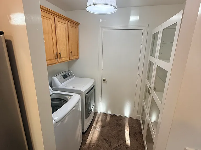 14252 N 51st St — Photo 3