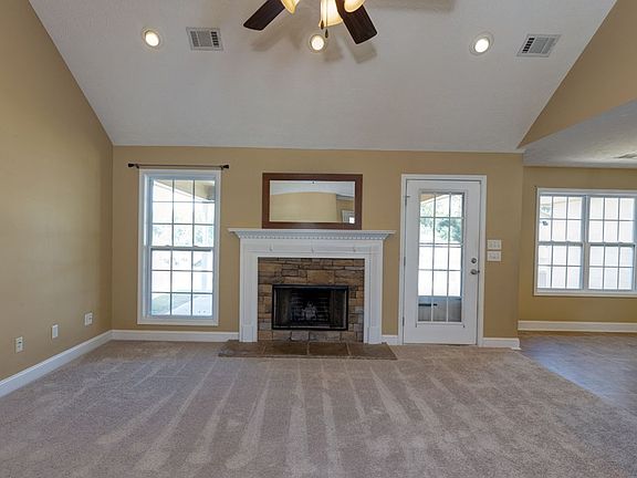 3rd image of 182 Lee Road 2180