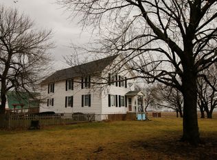 2925 Svendsen Rd, Earlville, IL 60518