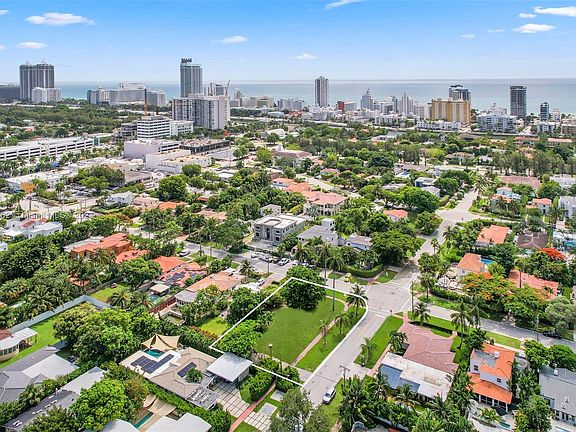 5th image of 3700 Royal Palm Ave