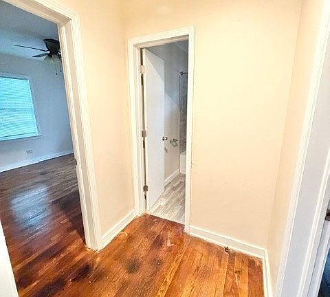 5th image of 303 3rd Ave SE