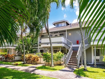 372 Mananai Pl #7V, Honolulu, HI, 96818