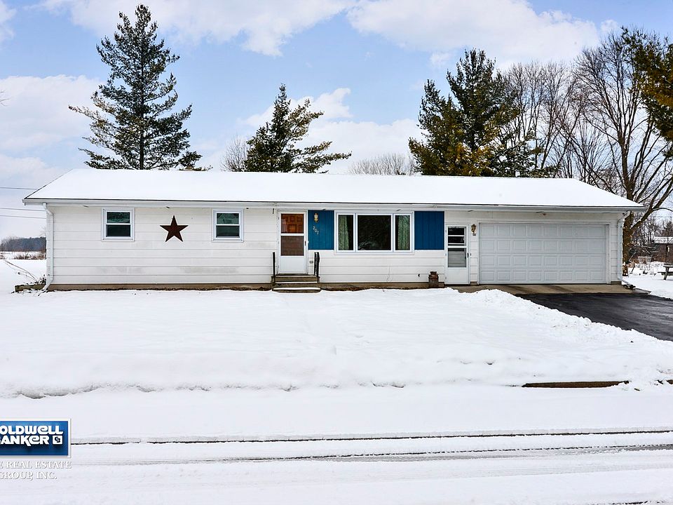 1st image of 207 Pinecrest Ct