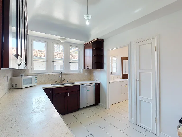 10747 W Ashton Ave — Photo 19