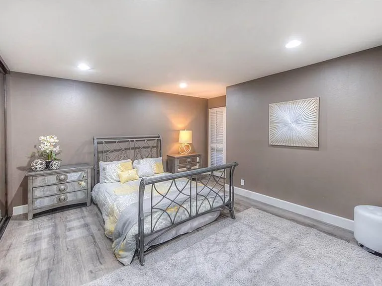 355 S Los Robles Ave #138 — Photo 8