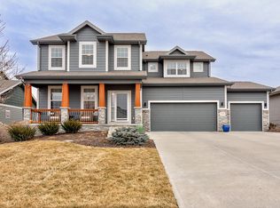 12105 S 210th St, Gretna, NE 68028