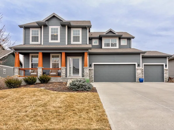 12105 S 210th St, Gretna, NE 68028