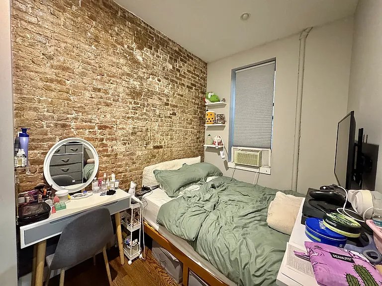 210 Humboldt St #1 — Photo 3