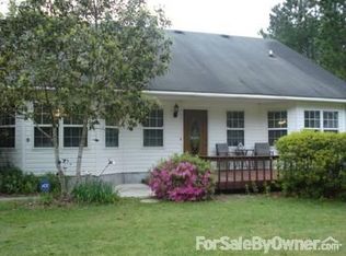 260 Tar Kiln Dr, Hubert, NC 28539