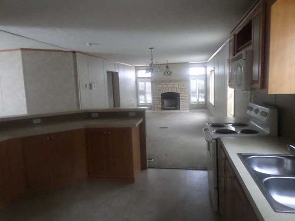 5th image of 2900 N Oakridge Cir Lot 57