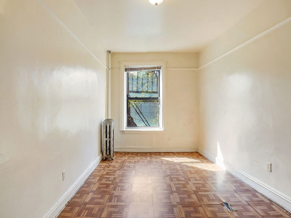 1st image of 952 Saint Marks Ave #C7
