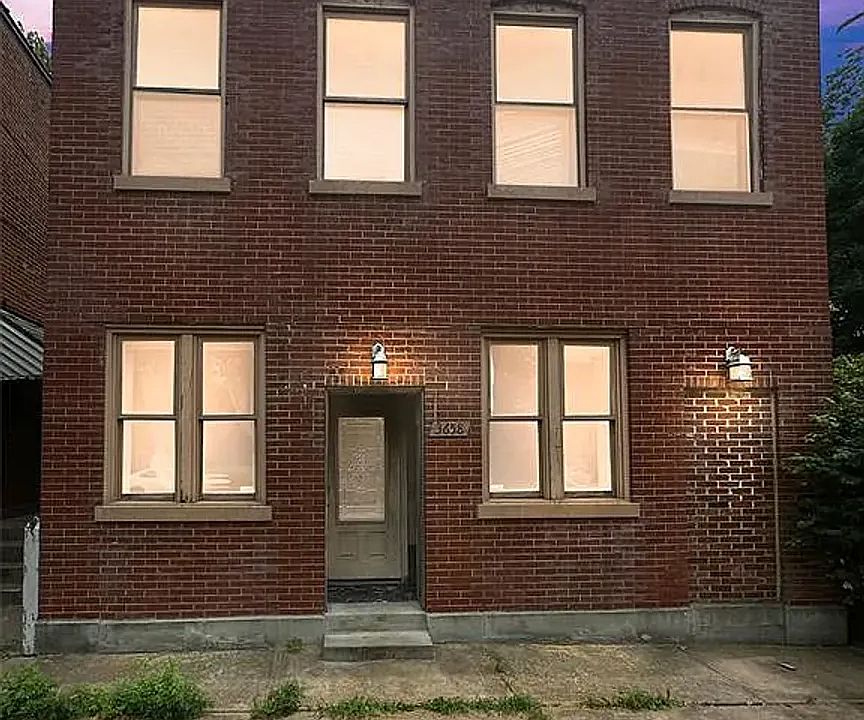 1st image of 3658 Salena St