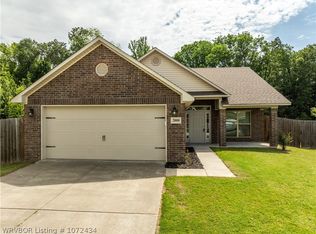 2008 Scarlet Oak Dr, Van Buren, AR 72956