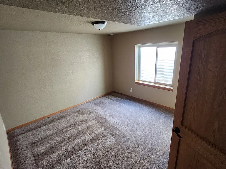 2023 Farmdale Ln — Photo 15