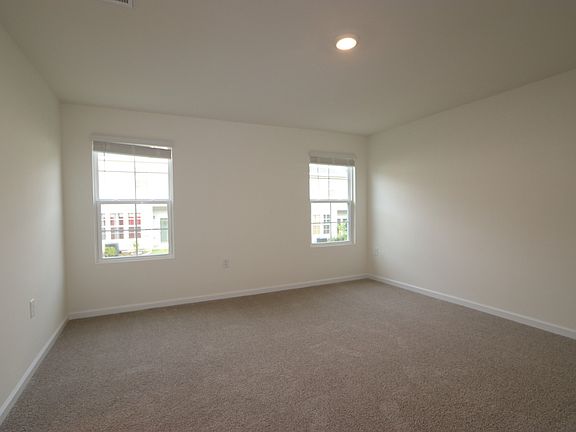 5th image of 1012 Yatesbury Pl