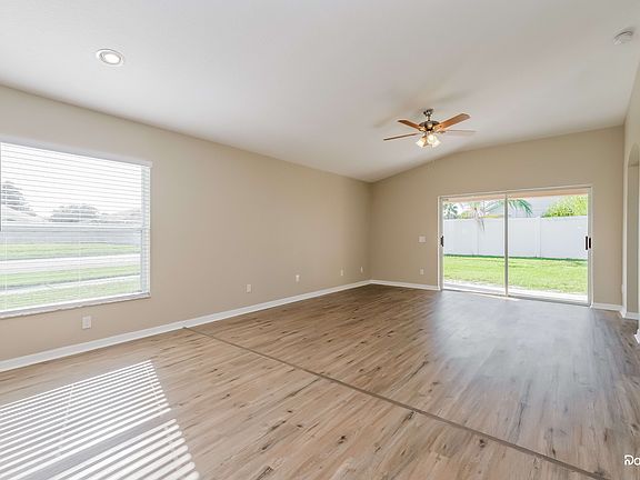 5th image of 17326 Poppy Fields Ln