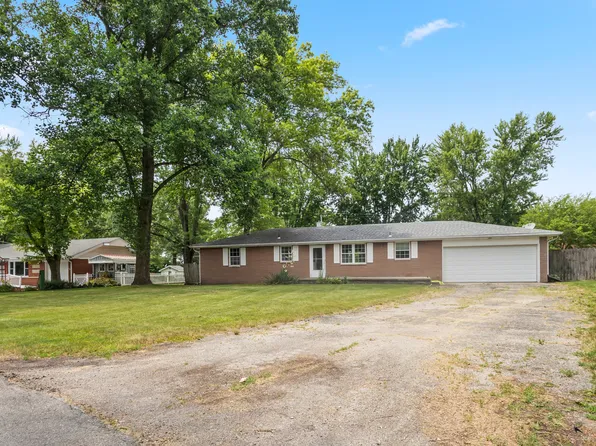 3404 W Fleetwood Dr, Muncie, IN 47302