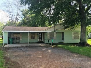 408 County Road 479, El Campo, TX 77437