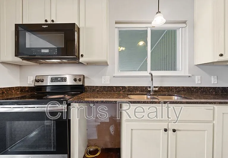 417 Greenbriar Ave — Photo 12