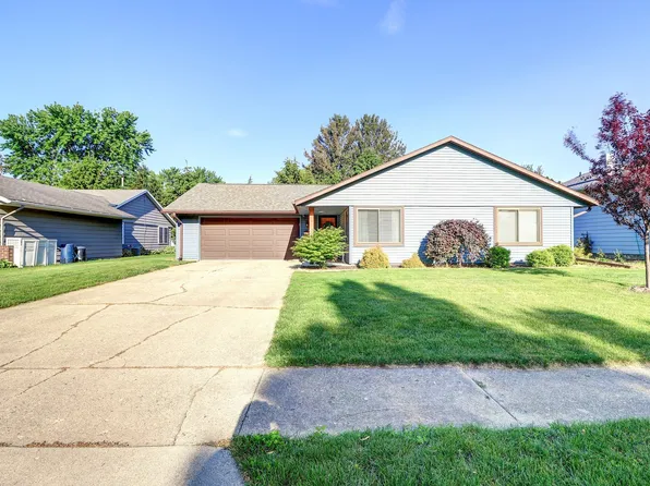 2211 12th Ave, Sterling, IL 61081