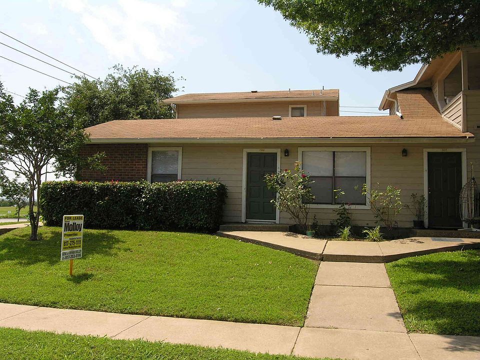 1st image of 2168 Knoll Crest Dr
