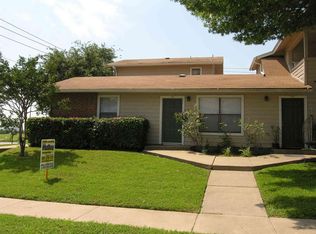 2168 Knoll Crest Dr, Arlington, TX 76014