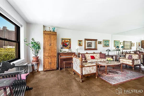 Sold by Brown Harris Stevens | media 15