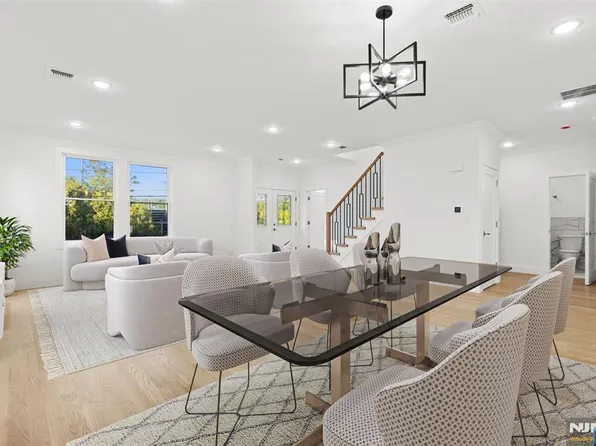 459 Washington Ave, Rutherford, NJ 07070