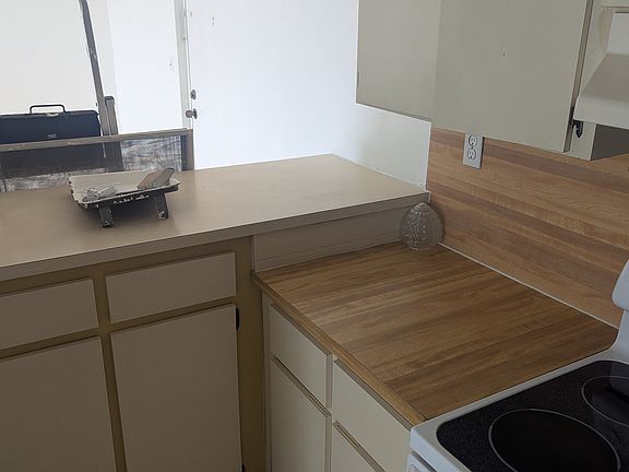 4th image of 295 NW 72nd Ave APT 412