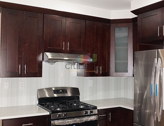 5th image of 9006 Fort Hamilton Pkwy #1