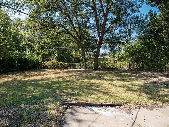 4th image of 6923 Coleshire Dr