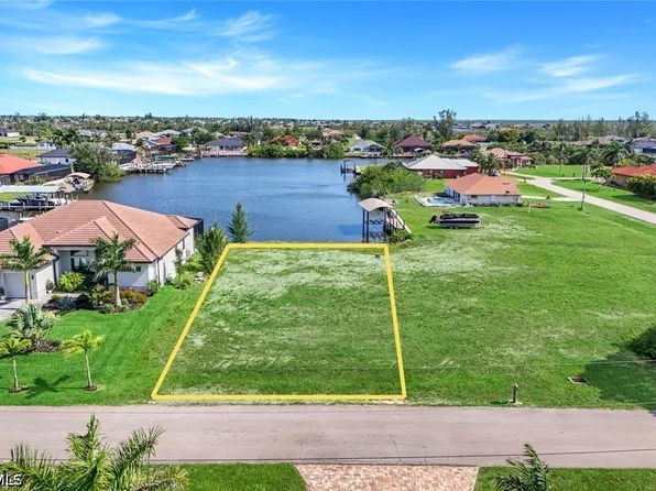4204 NW 22nd St, Cape Coral, FL 33993