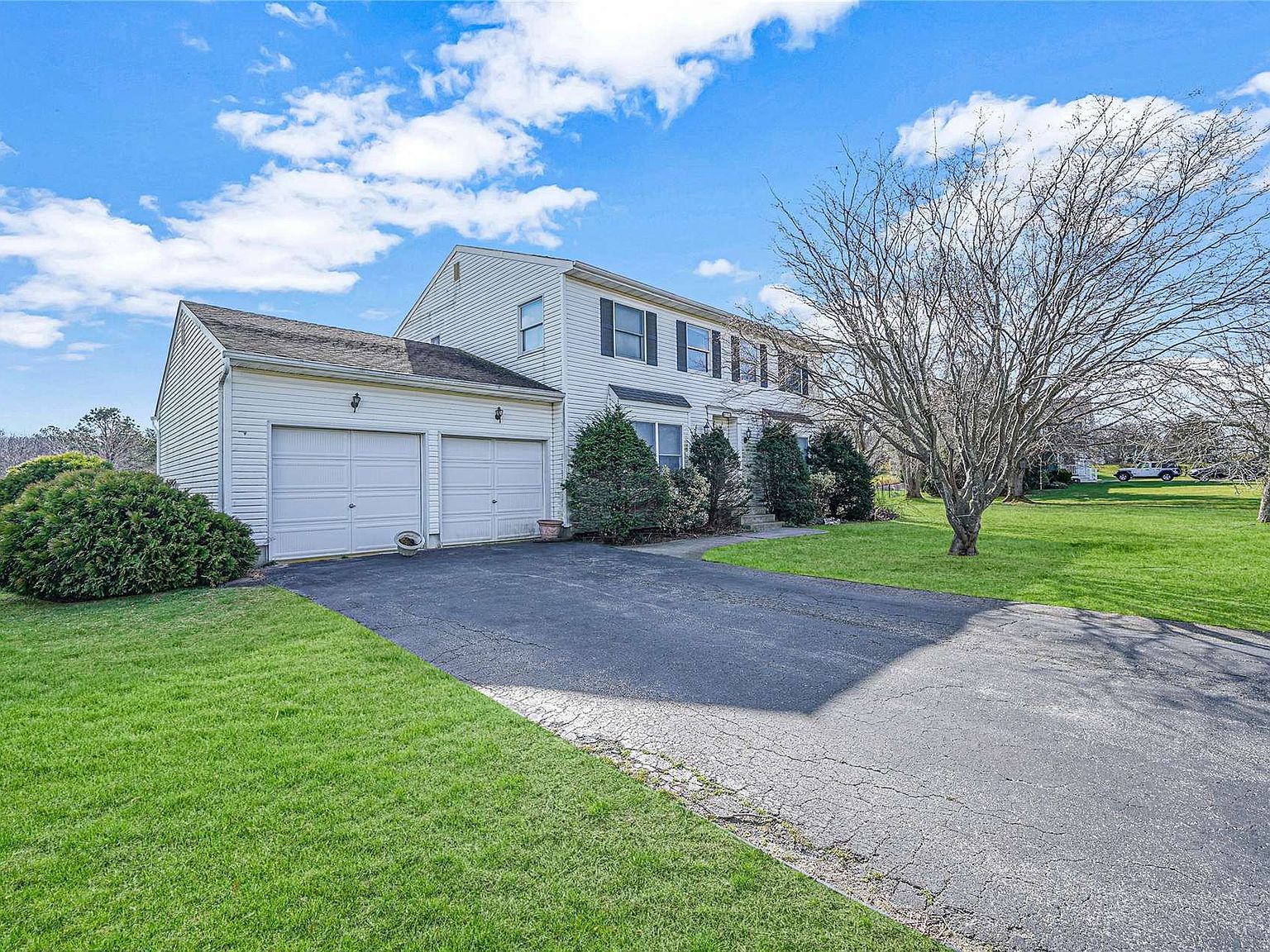 9 Rosewood Lane, Manorville, NY 11949 Zillow