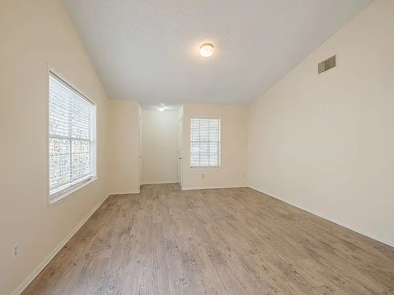 7915 W Gate Blvd #B — Photo 9