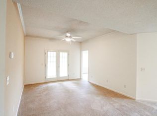 942 Grove Point Dr, Hinesville, GA 31313