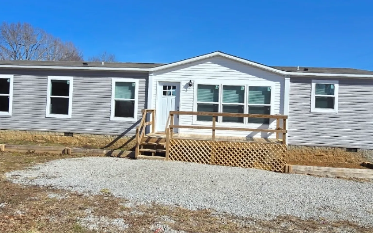 3 bed, 1568 sqft, $1,600 — Photo 1