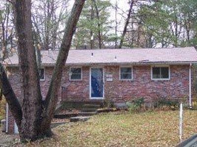 1942 Jackson St, Columbia, MO, 65202