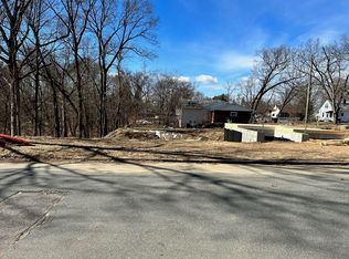 441 Seymour Ave, Springfield, MA 01109