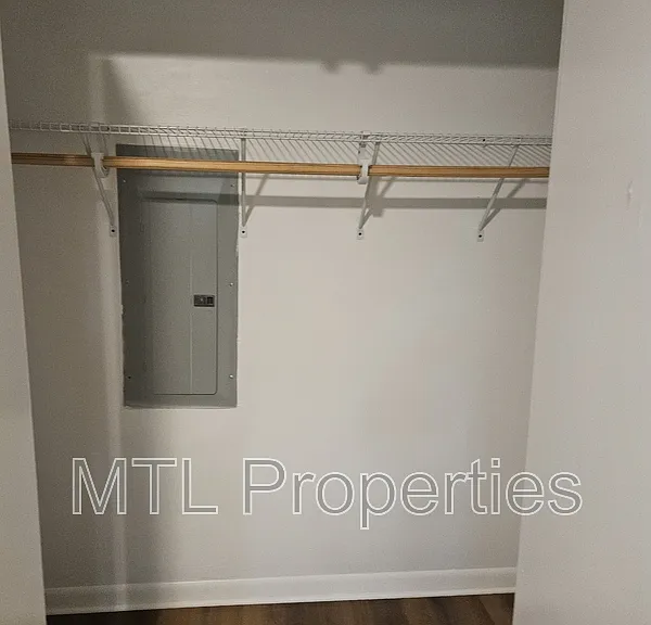 1248 Grove Park Ln #1 — Photo 10
