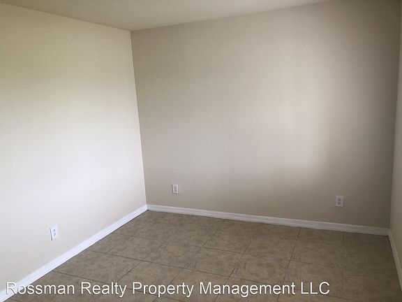 3rd image of 2105 Andalusia Blvd