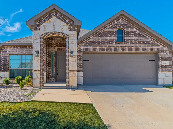 1901 Maplewood Dr, Glenn Heights, TX 75154