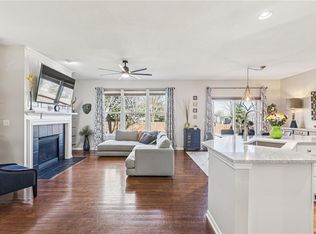 1022 SW Cheshire Dr, Lees Summit, MO 64083