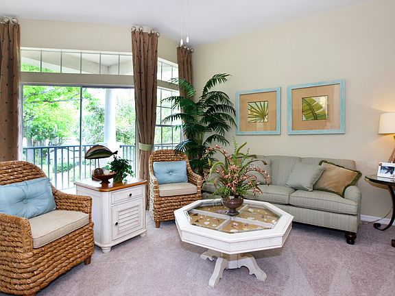 4th image of 2729 Seville Blvd #209